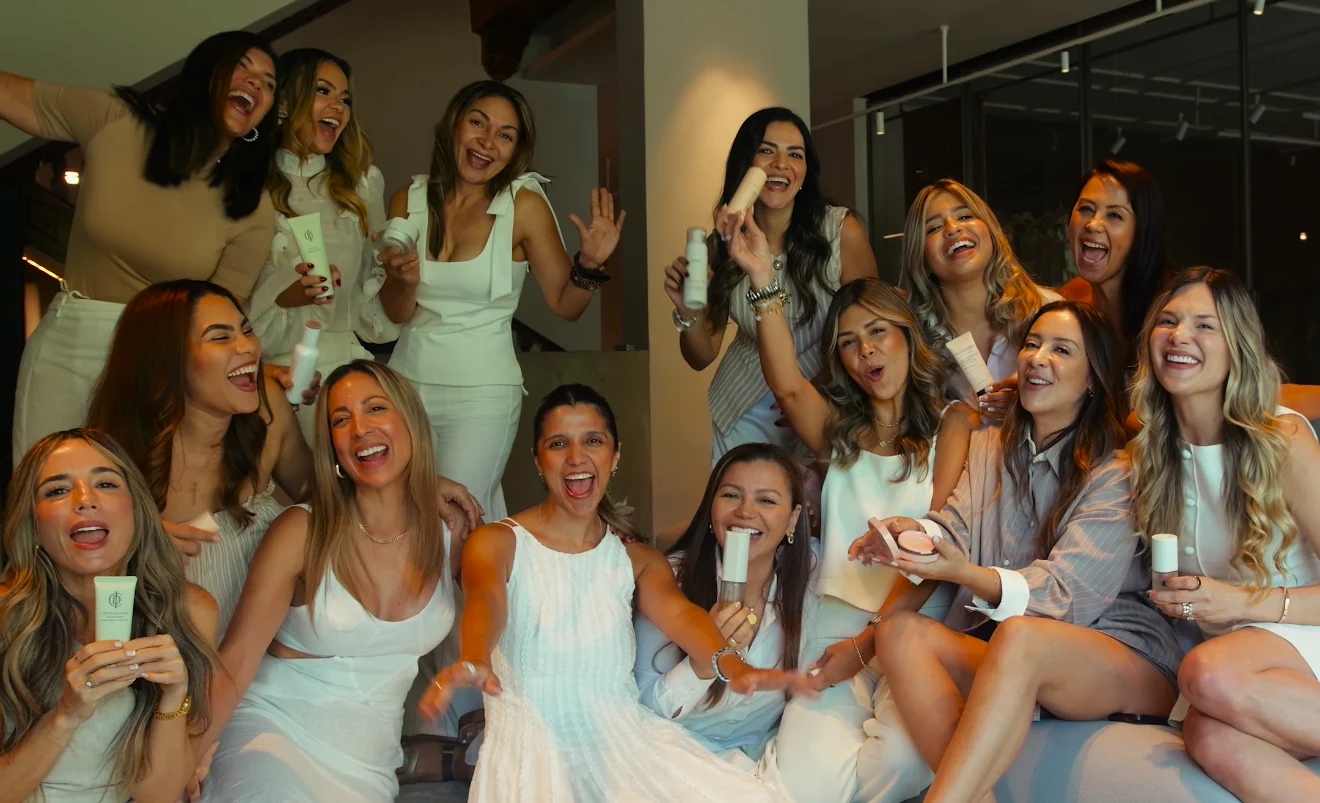 Comunidad Wine & Glow